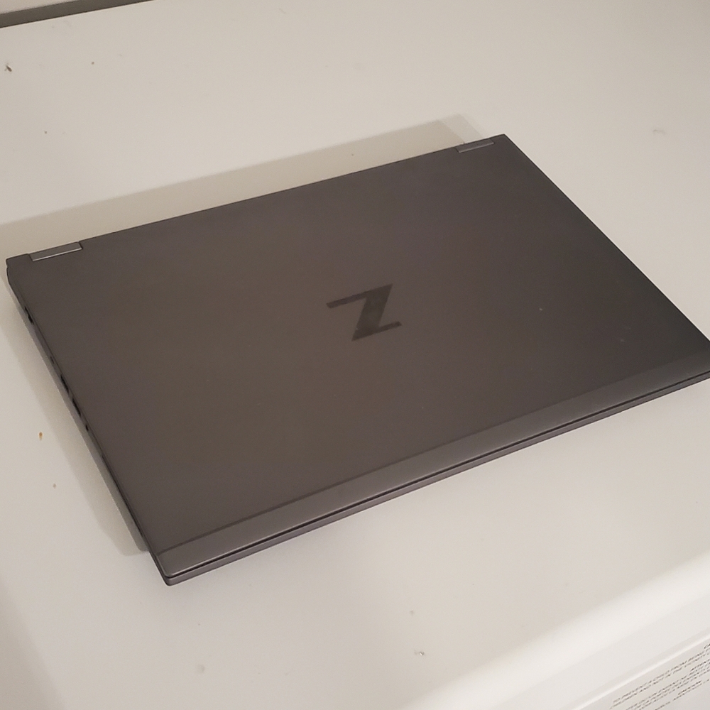 ZBook Fury 15 G7, i7 10850h, Nvidia Quadro T2000 Max-Q,  W/Docking Station